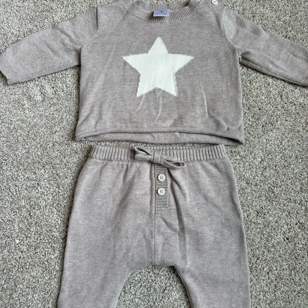 Nordstrom Beige Star Baby Sweater